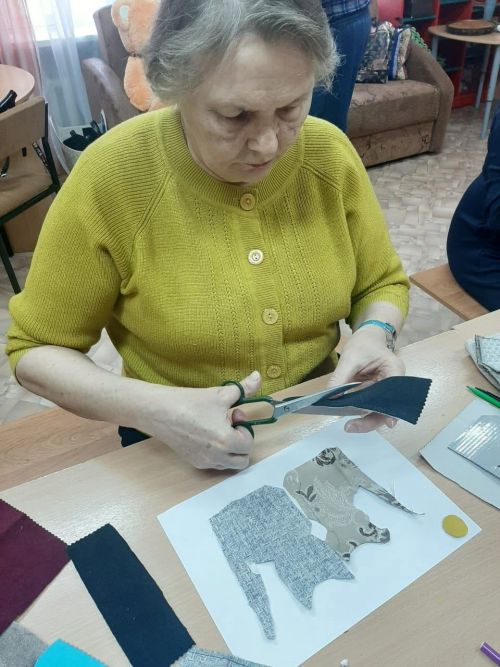 Всемирный день рукоделия отметили в чистопольской библиотеки