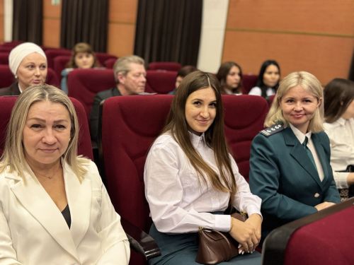 В Чистополе прошел праздничный концерт, посвященной 35-летию налоговых органов
