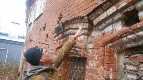 Сергей Кронберг рассказал, как читать городскую историю по фасадам и потолкам