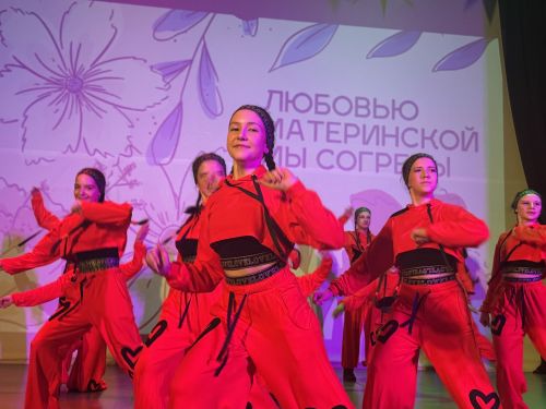 В Чистополе прошёл праздничный концерт ко Дню матери