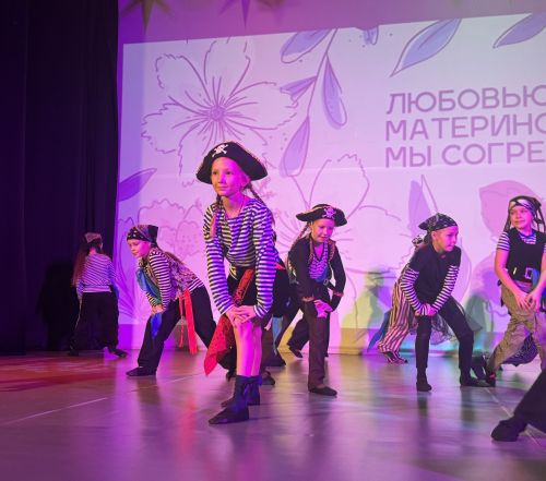 В Чистополе прошёл праздничный концерт ко Дню матери