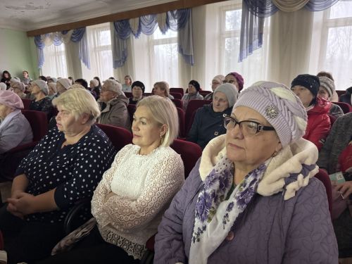 В Чистополе День матери отметили праздничным концертом