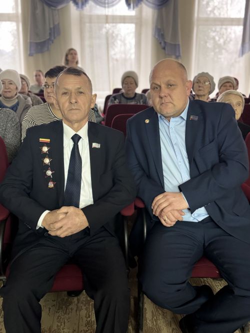 В Чистополе День матери отметили праздничным концертом