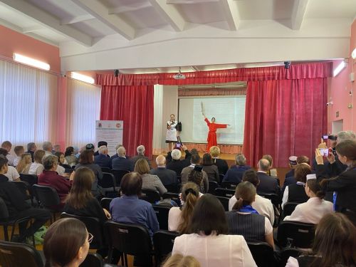 На научно-практической конференции в Каргалинской гимназии участники представили более 200 исследовательских проектов