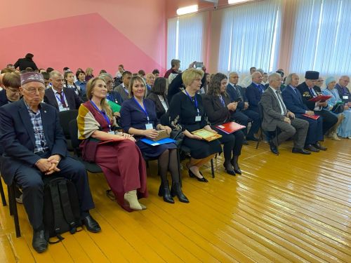 На научно-практической конференции в Каргалинской гимназии участники представили более 200 исследовательских проектов