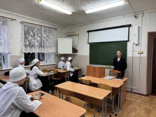 Чистопольские полицейские провели кибербезопасности