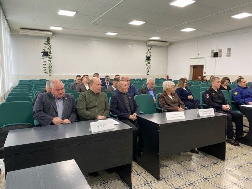 В Чистополе состоялось заседание городского Совета
