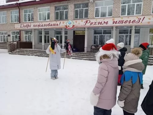 Скачки на коне и бег в лаптях: в Чистопольском районе прошли «Весёлые состязания»