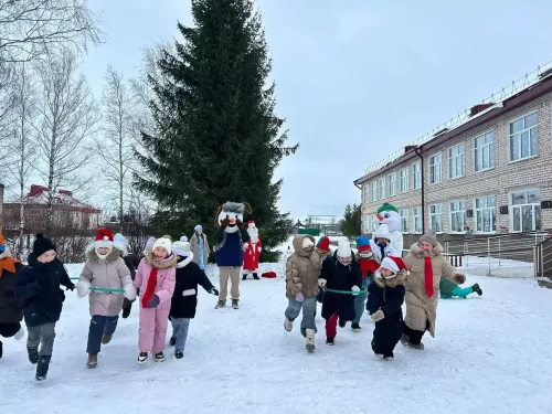 Скачки на коне и бег в лаптях: в Чистопольском районе прошли «Весёлые состязания»
