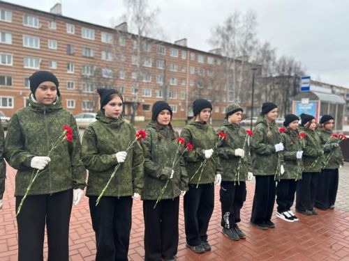 Юные патриоты Чистополя почтили память Героя России Игоря Груднова