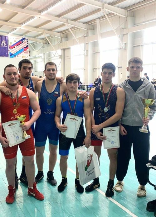 Чистопольские спорстмены завоевали медали разных достоинств на чемпионате РТ по греко-римской борьбе