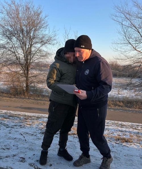 Глава Чистопольского района Дмитрий Иванов доставил гуманитарный груз в зону СВО к Дню защитника Отечества