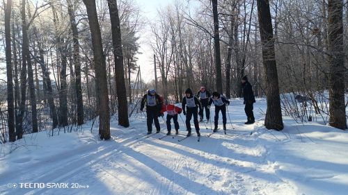 Люди с особенностями здоровья и ветераны участвовали в лыжной гонке в рамках комплекса ГТО