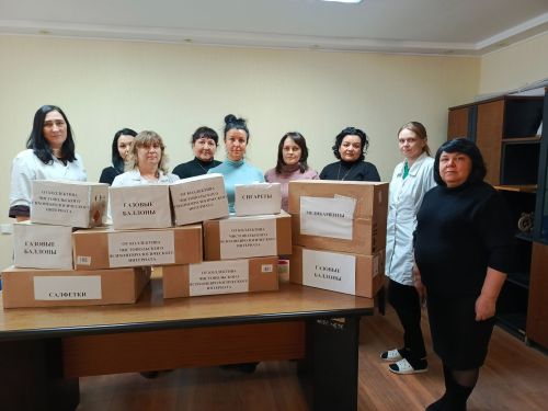 Сотрудники Чистопольского дома-интерната собрали гуманитарную помощь для участников СВО