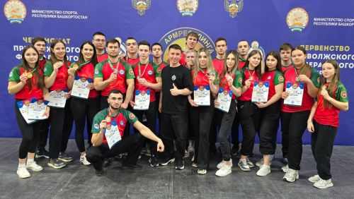 Чистопольские армрестлеры завоевали 16 медалей на Чемпионате и Первенстве ПФО