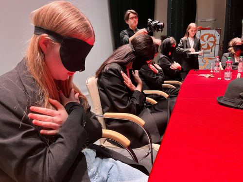 10 чистопольских студентов приняли участие в финале чемпионата по игре «Мафия»