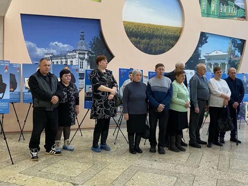 В Чистополе открылась фотовыставка «Отец Героя»
