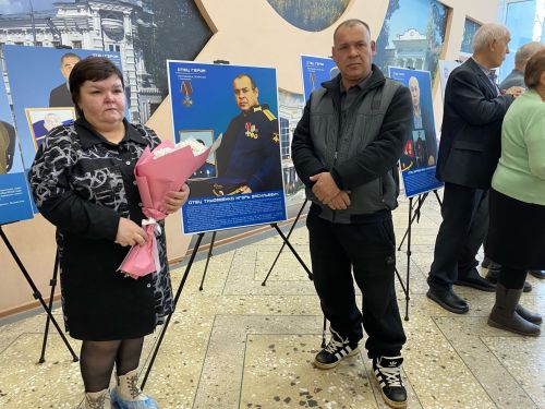 В Чистополе открылась фотовыставка «Отец Героя»