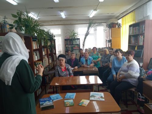 В чистопольской библиотеке прошла беседа о православных книгах и святых