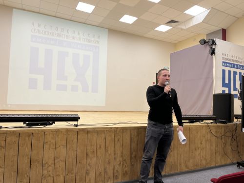 «Чистое поколение»: сотрудники полиции встретились с чистопольскими студентами