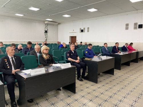 На очередном заседании Чистопольского городского Совета депутаты приняли утвердительные решения по всем пунктам повестки