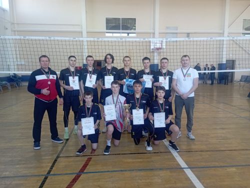 Чистопольские волейболисты заняли второе место в Первенстве РТ