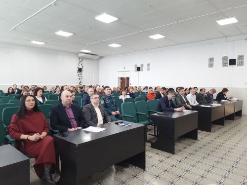 Дмитрий Иванов рекомендовал чистопольцам воспользоваться сервисом самозапрета на выдачу кредитов