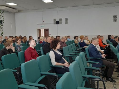 Дмитрий Иванов рекомендовал чистопольцам воспользоваться сервисом самозапрета на выдачу кредитов