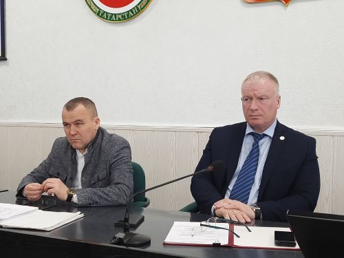 Дмитрий Иванов рекомендовал чистопольцам воспользоваться сервисом самозапрета на выдачу кредитов