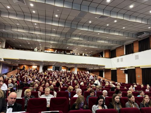 Яркий концерт к Международному женскому дню прошел в КЦ «Чистай»