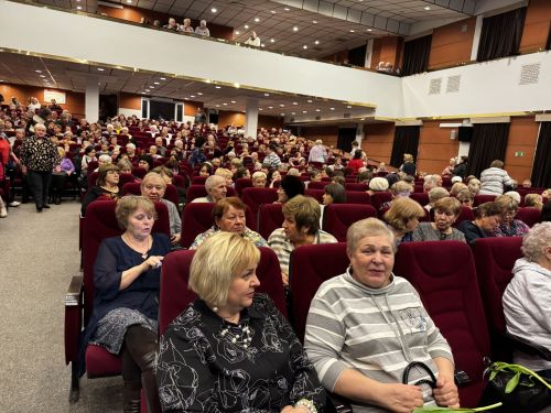 Яркий концерт к Международному женскому дню прошел в КЦ «Чистай»
