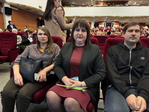 Яркий концерт к Международному женскому дню прошел в КЦ «Чистай»