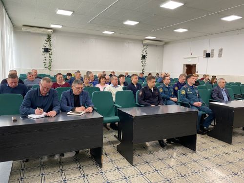 Проверка гидротехнических сооружений и пунктов размещения людей: как в Чистопольском районе готовятся к весеннему паводку