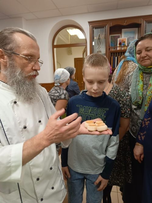 В Чистополе прошел мастер-класс по выпеканию просфор