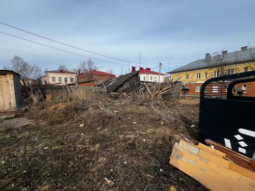 В Чистополе активно ликвидируют ветхие постройки