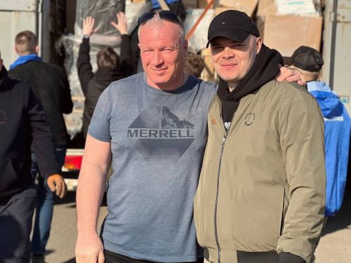 Глава Чистопольского района Дмитрий Иванов доставил гуманитарную помощь военным в зону СВО