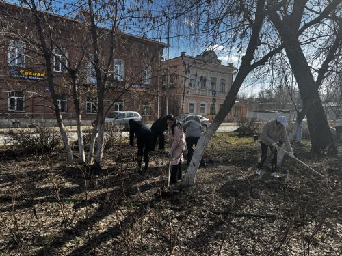 Общегородской субботник в Чистополе: вместе делаем город чище!