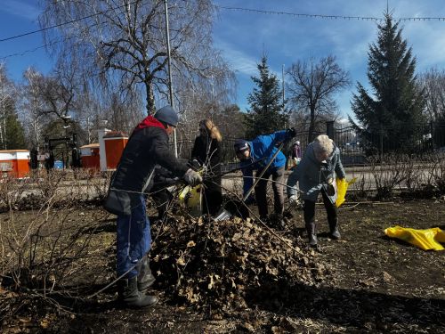 Общегородской субботник в Чистополе: вместе делаем город чище!