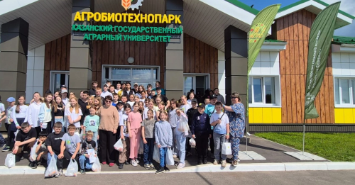 Юные таланты Чистопольско-Высельской школы познакомились с аграрными профессиями