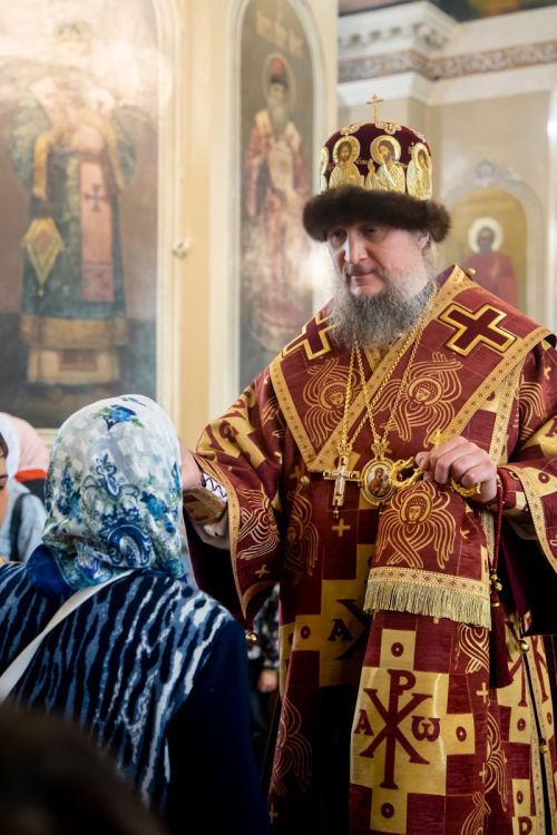 Епископ Пахомий возглавил всенощное бдение в Чистопольском соборе в день памяти Николая Чудотворца