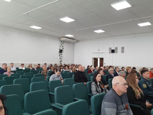 Дмитрий Иванов подвел итоги недели: посевная кампания, безопасность и открытие туристического сезона