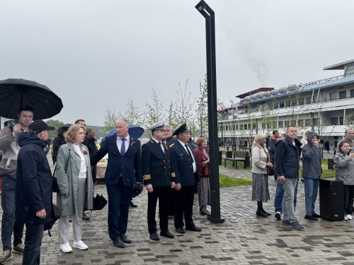 К новой пристани в Чистополе причалил первый теплоход с туристами