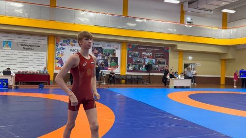 Чистопольские спортсмены завоевали три золота на межмуниципальном турнире по борьбе