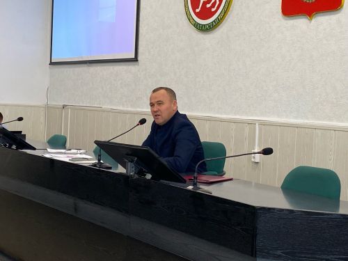 Эдуард Хасанов: «Чистопольским предприятиям нужно активнее включаться в программу промышленной диспансеризации»