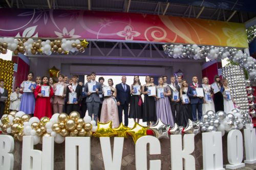 В Чистополе прошел выпускной вечер для выпускников 2025 года
