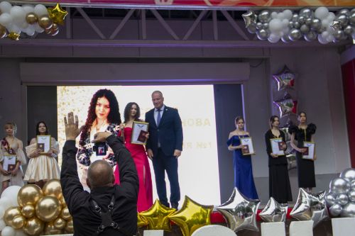 В Чистополе прошел выпускной вечер для выпускников 2025 года