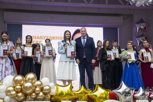 В Чистополе прошел выпускной вечер для выпускников 2025 года
