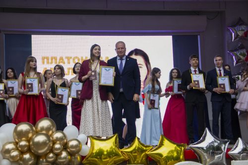 В Чистополе прошел выпускной вечер для выпускников 2025 года