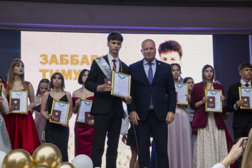 В Чистополе прошел выпускной вечер для выпускников 2025 года