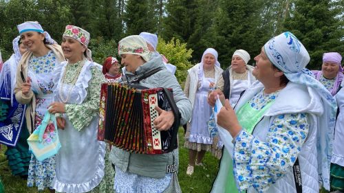 В Чистополе провели обряд сбора полотенец к Сабантую
